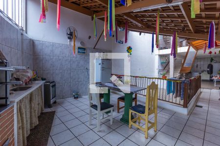 Casa à venda com 288m², 4 quartos e 2 vagasEspaço Gourmet