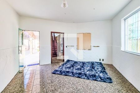 Sala 1 de casa para alugar com 5 quartos, 360m² em Planalto, Belo Horizonte
