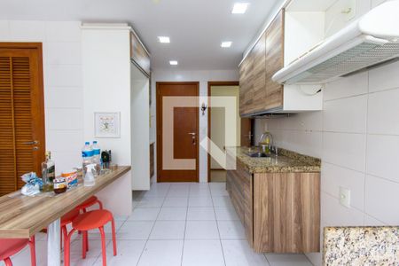 Apartamento à venda com 68m², 2 quartos e sem vaga Apartamento à venda com 68m², 2 quartos e sem vagaCozinha
