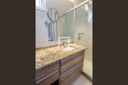 Apartamento à venda com 68m², 2 quartos e sem vaga Apartamento à venda com 68m², 2 quartos e sem vagaBanheiro Suite