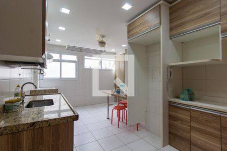 Apartamento à venda com 68m², 2 quartos e sem vaga Apartamento à venda com 68m², 2 quartos e sem vagaCozinha