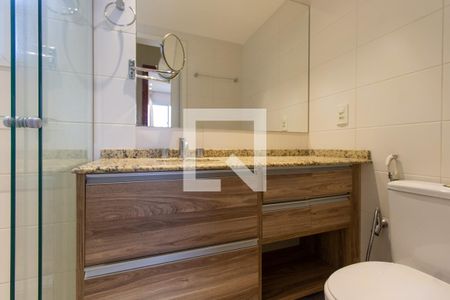 Apartamento à venda com 68m², 2 quartos e sem vaga Apartamento à venda com 68m², 2 quartos e sem vagaBanheiro Corredor