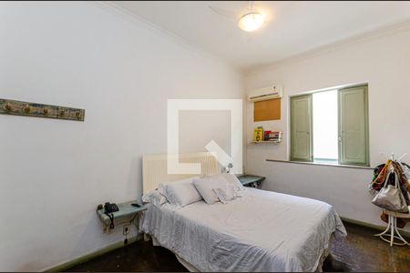 Casa à venda com 180m², 4 quartos e sem vaga Casa à venda com 180m², 4 quartos e sem vagaQuarto 4