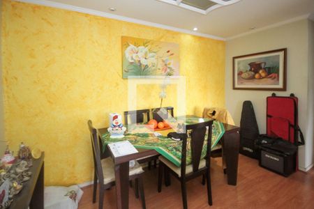 Apartamento à venda com 64m², 2 quartos e 1 vagaSala de Jantar