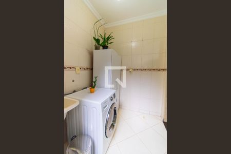 Casa à venda com 189m², 4 quartos e 2 vagas Casa à venda com 189m², 4 quartos e 2 vagasÁrea de Serviço