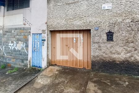 Casa à venda com 560m², 3 quartos e 4 vagasFachada