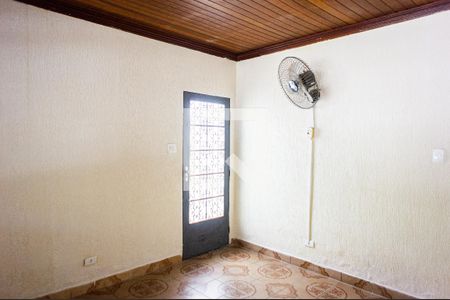 Sala de casa à venda com 2 quartos, 150m² em Vila Carrão, São Paulo