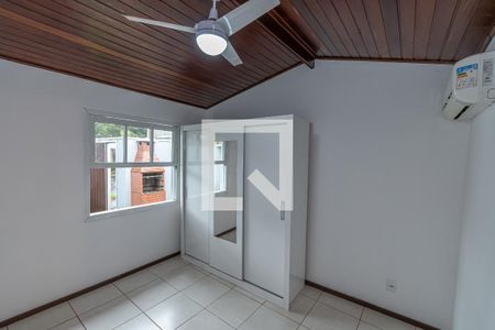 Quarto de casa de condomínio para alugar com 1 quarto, 45m² em Bairro das Palmeiras, Campinas