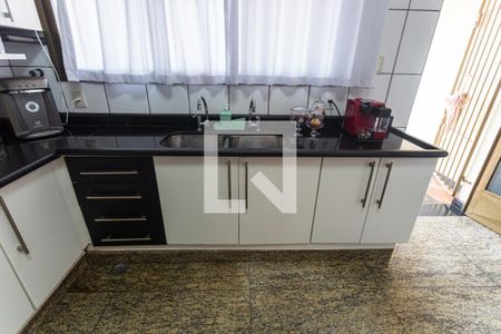 Casa à venda com 275m², 3 quartos e 3 vagas Casa à venda com 275m², 3 quartos e 3 vagasArmário da Cozinha
