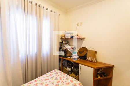 Casa à venda com 275m², 3 quartos e 3 vagas Casa à venda com 275m², 3 quartos e 3 vagasQuarto 2