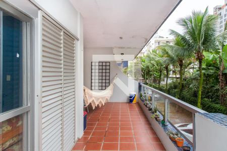 Varanda de apartamento para alugar com 3 quartos, 90m² em Balneario Guarujá, Guarujá