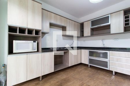 Casa para alugar com 260m², 6 quartos e 4 vagas Casa para alugar com 260m², 6 quartos e 4 vagasCozinha - Armários