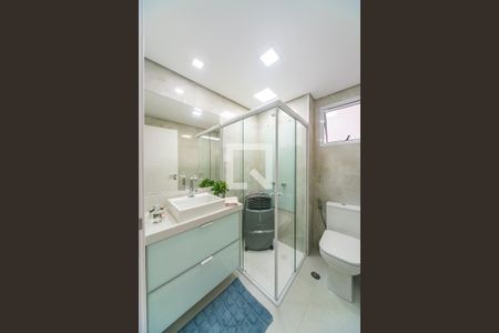 Apartamento à venda com 75m², 2 quartos e 2 vagas Apartamento à venda com 75m², 2 quartos e 2 vagasBanheiro Social