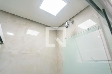 Apartamento à venda com 75m², 2 quartos e 2 vagas Apartamento à venda com 75m², 2 quartos e 2 vagasChuveiro