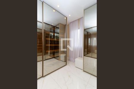 Apartamento à venda com 280m², 3 quartos e 4 vagasSuíte Principal - Closet