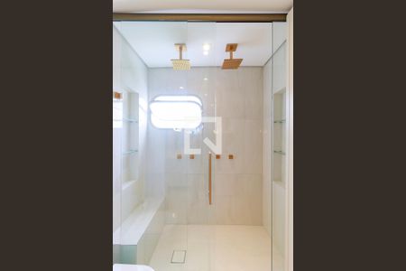 Apartamento à venda com 280m², 3 quartos e 4 vagasSuíte Principal - Banheiro