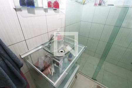 Casa à venda com 120m², 3 quartos e 2 vagasBanheiro