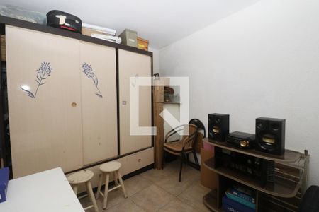 Casa à venda com 120m², 3 quartos e 2 vagasQuarto de Serviço