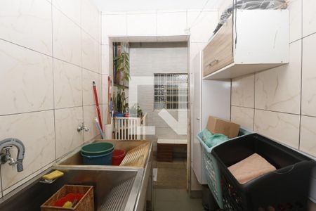 Casa à venda com 120m², 3 quartos e 2 vagasÁrea de Serviço