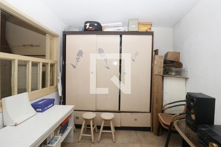 Casa à venda com 120m², 3 quartos e 2 vagasQuarto de Serviço