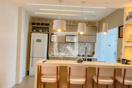 Cozinha de apartamento para alugar com 3 quartos, 151m² em Laranjeiras, Rio de Janeiro