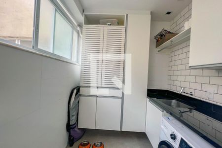 Apartamento para alugar com 151m², 3 quartos e 1 vagaÁrea de Serviço