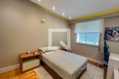 Apartamento para alugar com 151m², 3 quartos e 1 vagaQuarto 