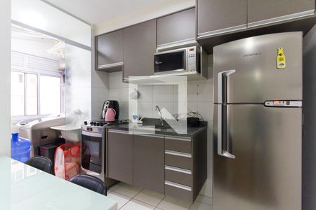 Cozinha de apartamento para alugar com 1 quarto, 32m² em Água Branca, São Paulo
