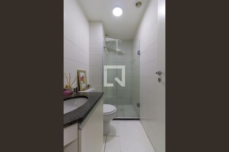 Banheiro de apartamento para alugar com 1 quarto, 32m² em Água Branca, São Paulo