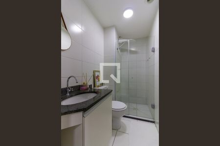 Banheiro de apartamento para alugar com 1 quarto, 32m² em Água Branca, São Paulo