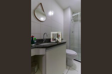 Banheiro de apartamento para alugar com 1 quarto, 32m² em Água Branca, São Paulo