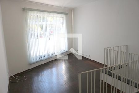 Sala de casa para alugar com 3 quartos, 198m² em Osvaldo Cruz, São Caetano do Sul