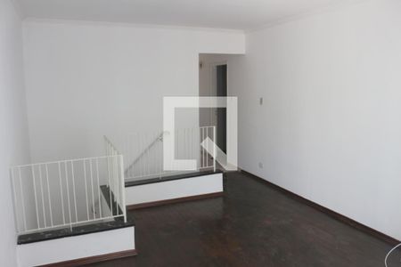 Sala de casa para alugar com 3 quartos, 198m² em Osvaldo Cruz, São Caetano do Sul