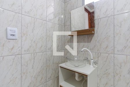 Casa para alugar com 35m², 1 quarto e sem vaga Casa para alugar com 35m², 1 quarto e sem vagaBanheiro