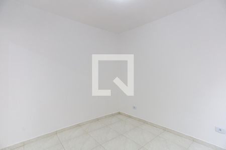 Quarto de casa para alugar com 1 quarto, 55m² em Vila Menck, Osasco
