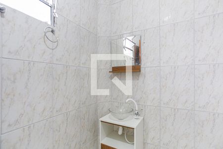 Banheiro de casa para alugar com 1 quarto, 55m² em Vila Menck, Osasco