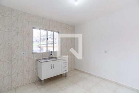 Cozinha de casa para alugar com 1 quarto, 40m² em Vila Menck, Osasco