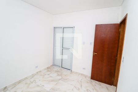 Quarto 2 de apartamento para alugar com 2 quartos, 41m² em Vila Esperança, São Paulo