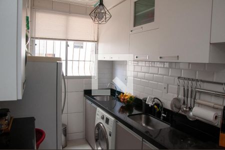 Apartamento à venda com 45m², 2 quartos e 1 vagaCozinha e Área de Serviço