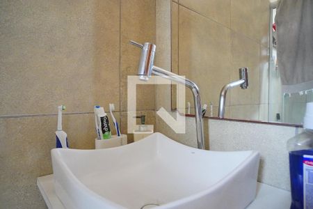 Casa à venda com 350m², 4 quartos e 4 vagasBanheiro 