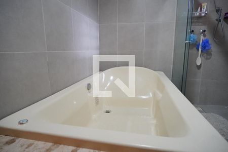 Casa à venda com 350m², 4 quartos e 4 vagasBanheiro Quarto