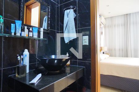 Banheiro Quarto de casa à venda com 4 quartos, 350m² em Sarandi, Porto Alegre