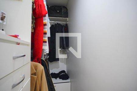Quarto de casa à venda com 4 quartos, 350m² em Sarandi, Porto Alegre