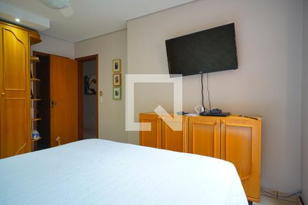 Casa à venda com 350m², 4 quartos e 4 vagasQuarto