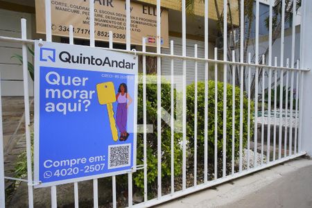 Casa à venda com 350m², 4 quartos e 4 vagasPlaquinha 