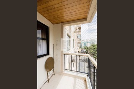 Varanda da Sala de apartamento para alugar com 2 quartos, 70m² em Anil, Rio de Janeiro