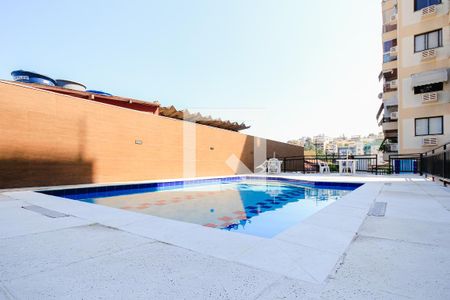 Apartamento para alugar com 70m², 2 quartos e 1 vagaPiscina