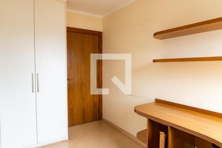 Apartamento à venda com 101m², 3 quartos e 2 vagasQuarto 2