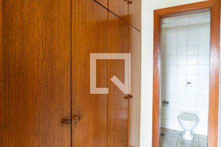 Apartamento à venda com 101m², 3 quartos e 2 vagasQuarto de Serviço