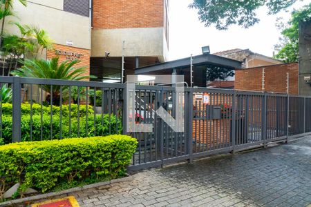 Apartamento à venda com 101m², 3 quartos e 2 vagasFachada e portaria